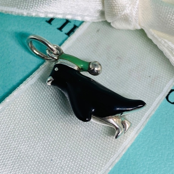 VINTAGE Tiffany Enamel Penguin Charm Collectible 925 - Picture 5 of 9